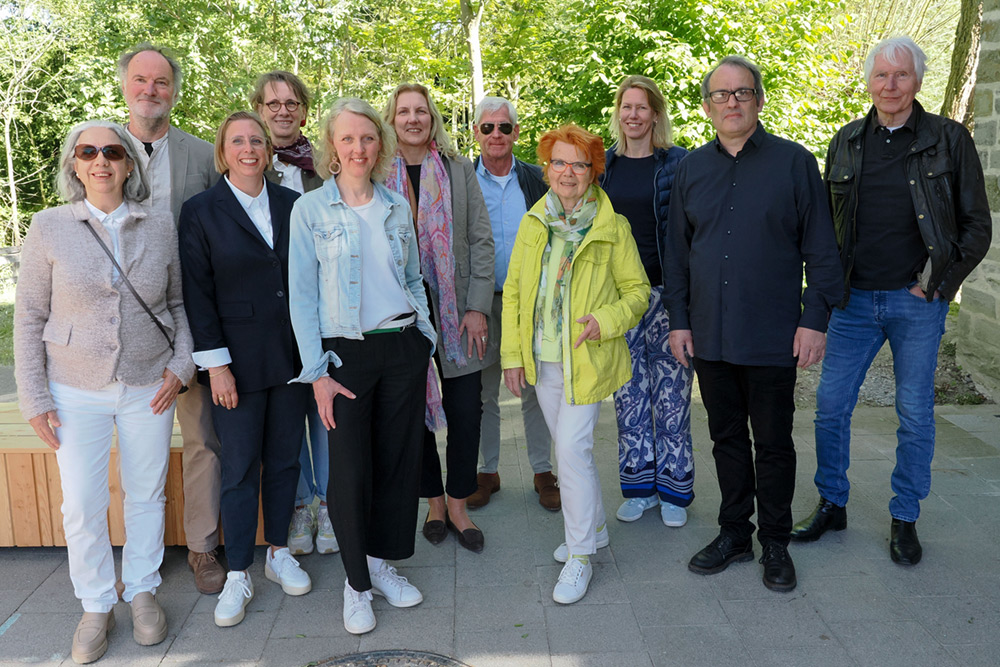 Die Künstlerinnen und Künstler